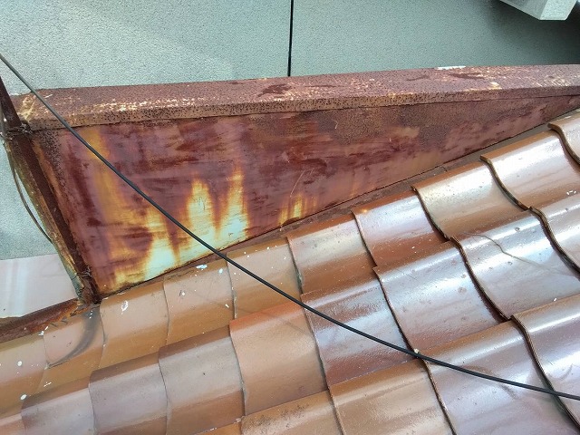 パラペット部の錆